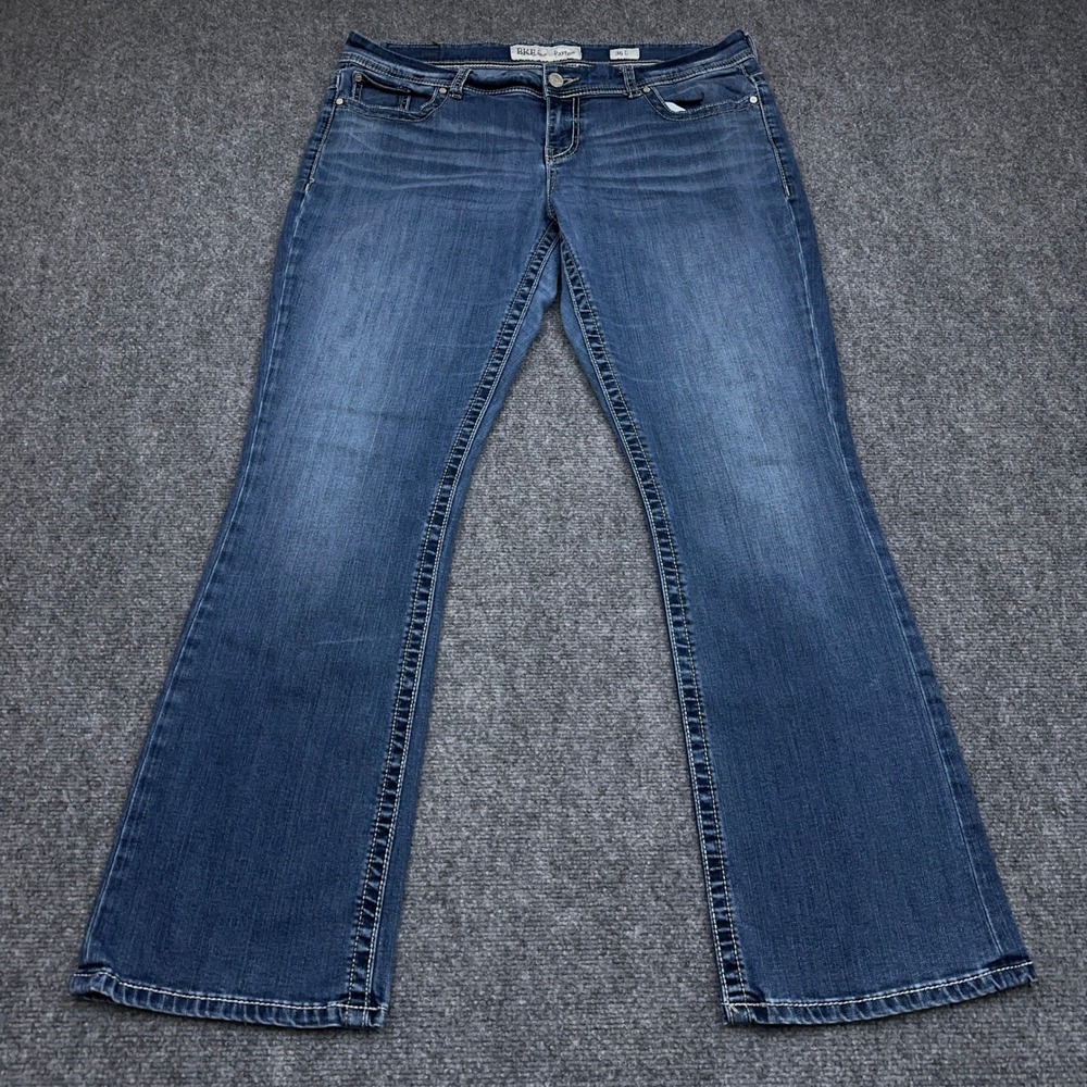 BKE Payton Bootcut Jeans Women's 36L 38x33 Stretch Denim Embroidered Pockets